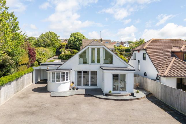 3 bed property, in Greenways, £800,000