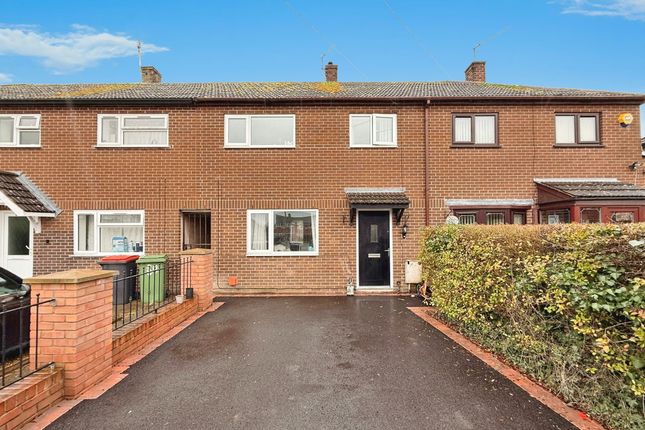 3 bed property, in School Road, £165,000