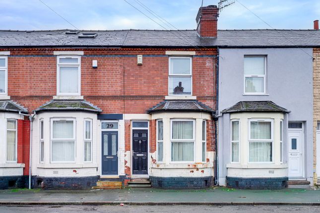 3 bed property, in Grimston Road, £140,000