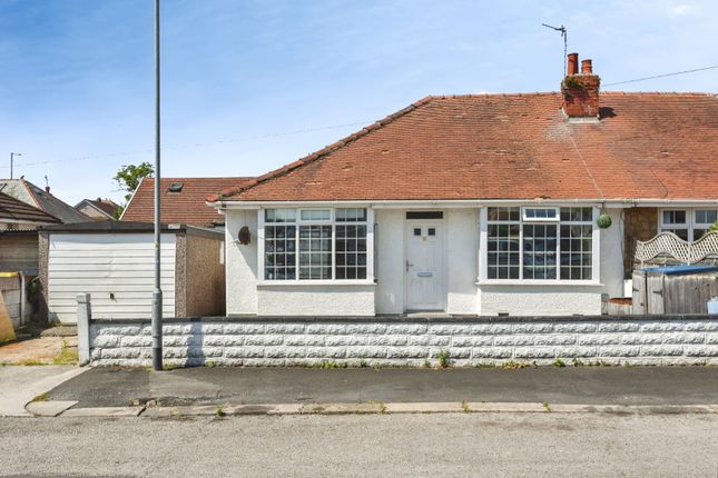 3 bed property, in Oxcliffe Grove, £170,000