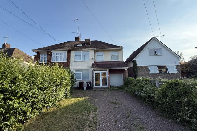 4 bed property, in 157 Bush Road, £340,000
