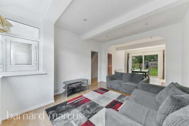 3 bed property, in Woodmansterne Road, £550,000