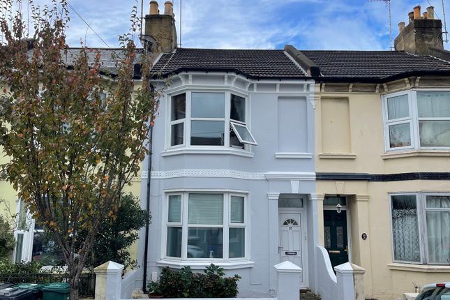 1 bed property, in Coleridge Street, £220,000