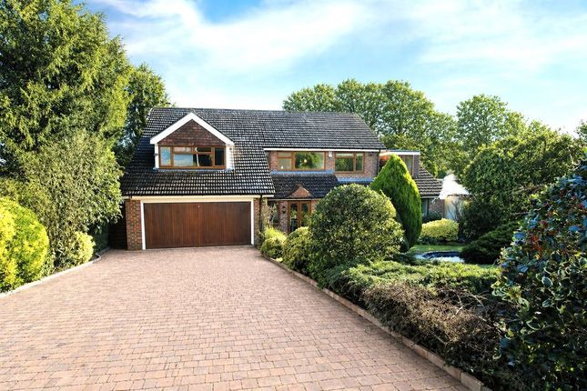 5 bed property, in Court Hill, £1,250,000