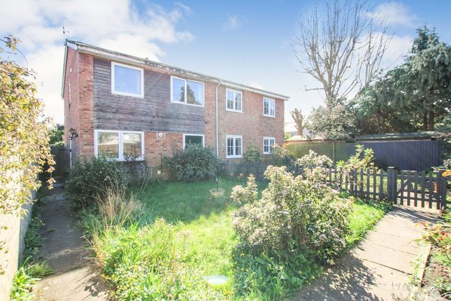 4 bed property, in Guntons Close, £225,000