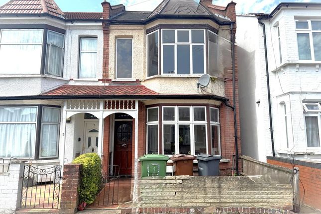 3 bed property, in Aberdeen Road, £475,000