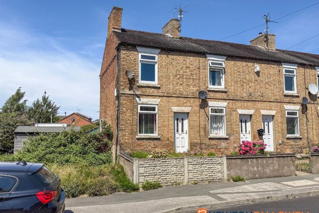 2 bed property, in Mount Road, £150,000