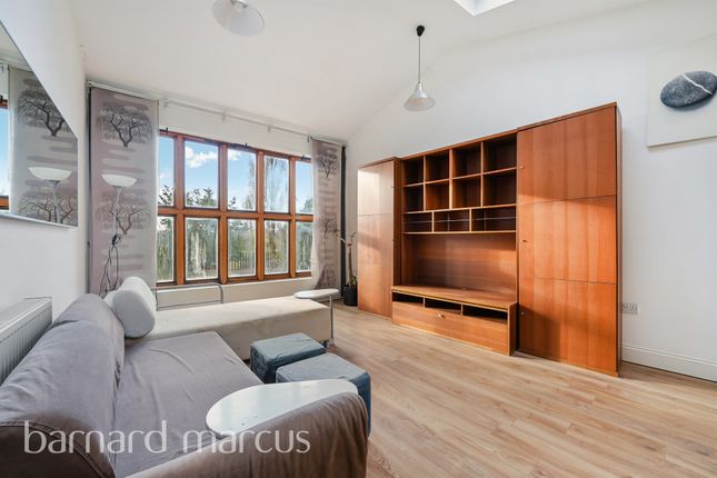 2 bed property, in Crowborough Road, £406,125