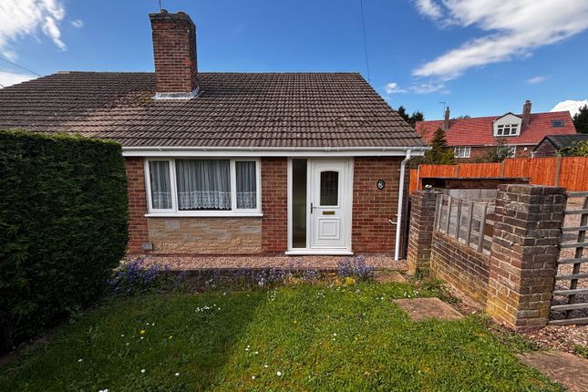 2 bed property, in Queens Drive, £199,950
