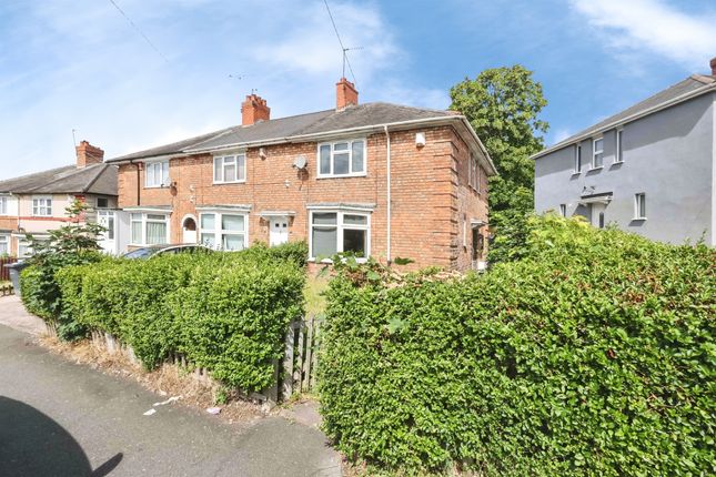 3 bed property, in Court Farm Road, £210,000