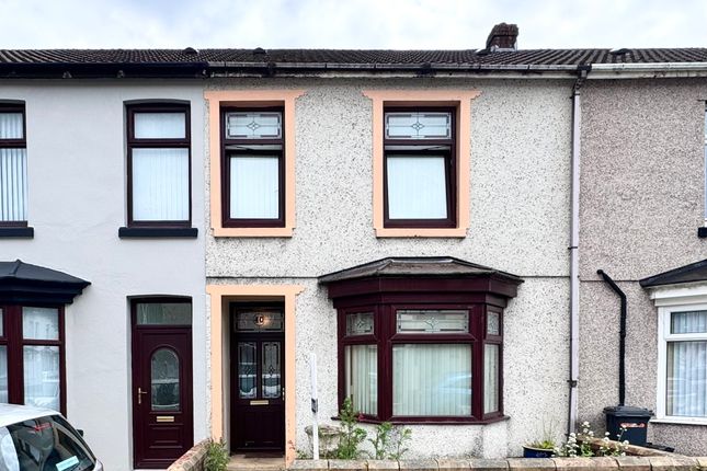 3 bed property, in Tudor Terrace, £144,995