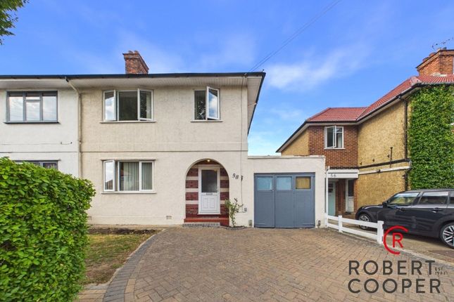 3 bed property, in Eastern Avenue, £700,000