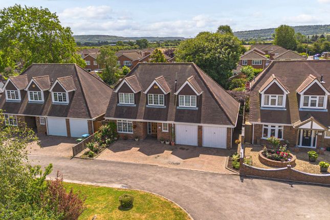 4 bed property, in Station Road, £725,000