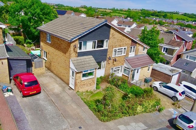 3 bed property, in Powys Drive, £300,000