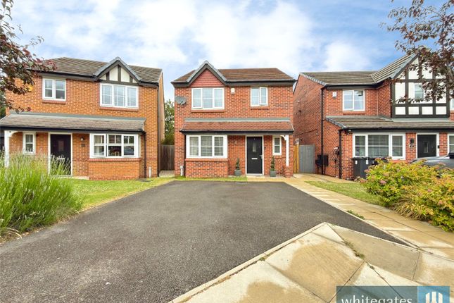 3 bed property, in Hardy Close, £275,000