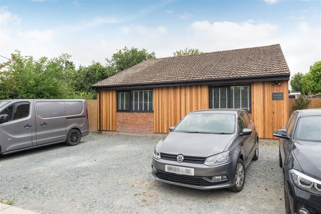 3 bed property, in Swingate, £500,000