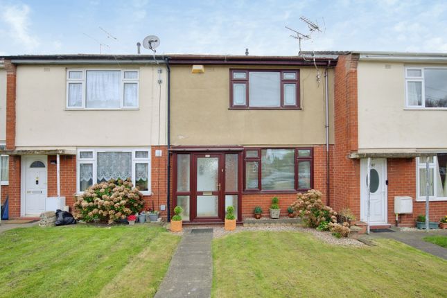 2 bed property, in Davenport Avenue, £85,000