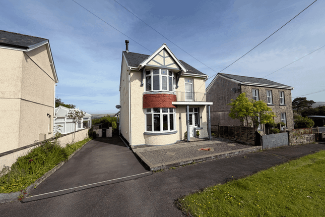 3 bed property, in Leyshon Road, £250,000