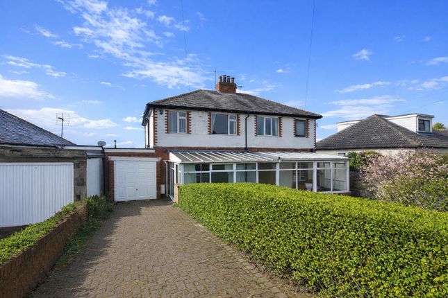 3 bed property, in Westfield Lane, £185,000