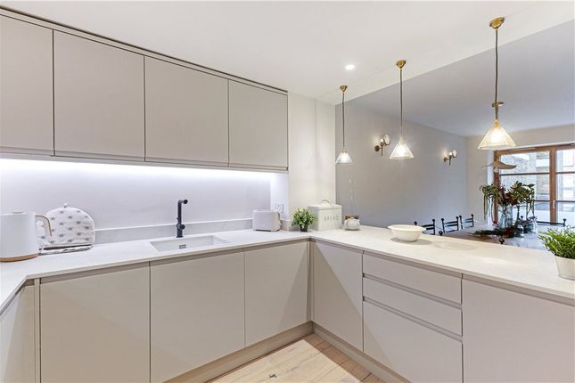 2 bed property, in Victoria Mills, £700,000