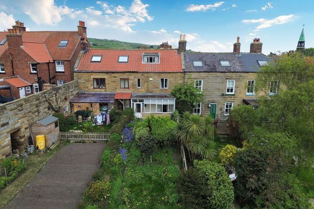 2 bed property, in 2 Moorland Terrace, £225,000