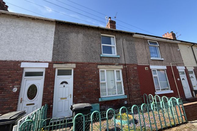 3 bed property, in Henry Taylor Street, £140,000