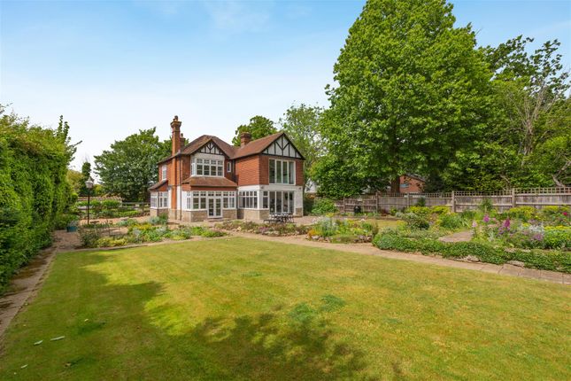 4 bed property, in Pheasant Lane, £950,000