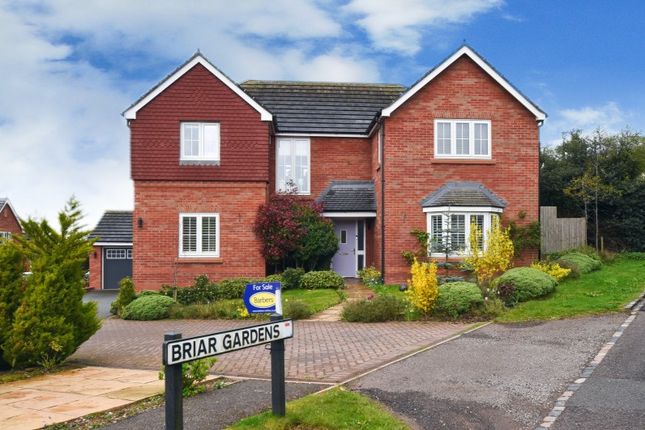 4 bed property, in Loggerheads, £470,000