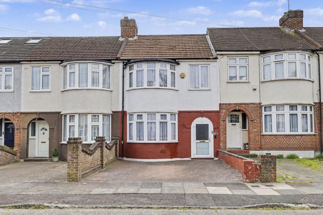 3 bed property, in Westmoor Gardens, £480,000