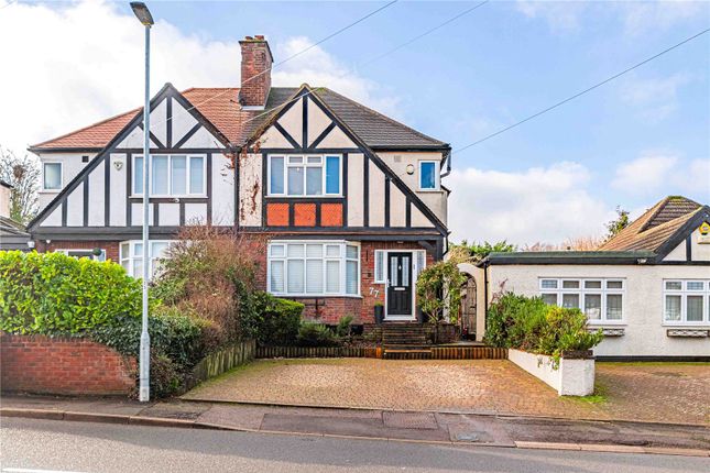 3 bed property, in Little Bushey Lane, £699,950