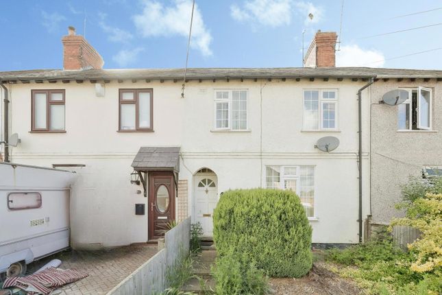 3 bed property, in Chester Avenue, £270,000