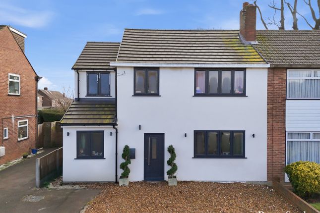 4 bed property, in Whittington Road, £650,000