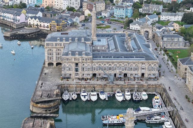 2 bed property, in Royal William Yard, £300,000
