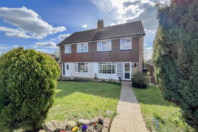 3 bed property, in Longview, £400,000
