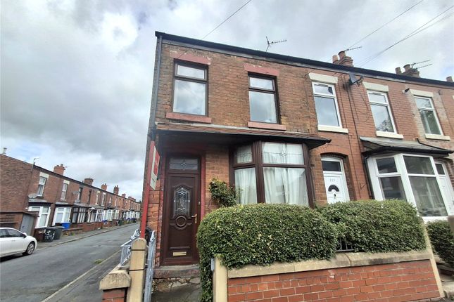 3 bed property, in Seymour Street, £65,000
