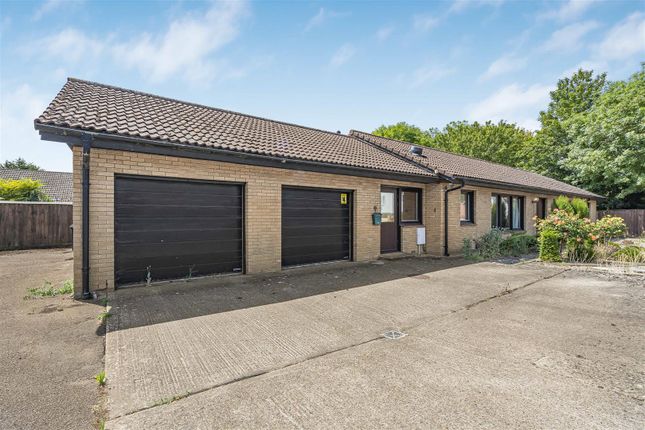 5 bed property, in Dysons Drove, £600,000