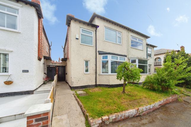 3 bed property, in Stretton Avenue, £215,000