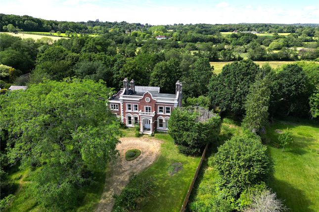 5 bed property, in Whiteshoot, £1,200,000