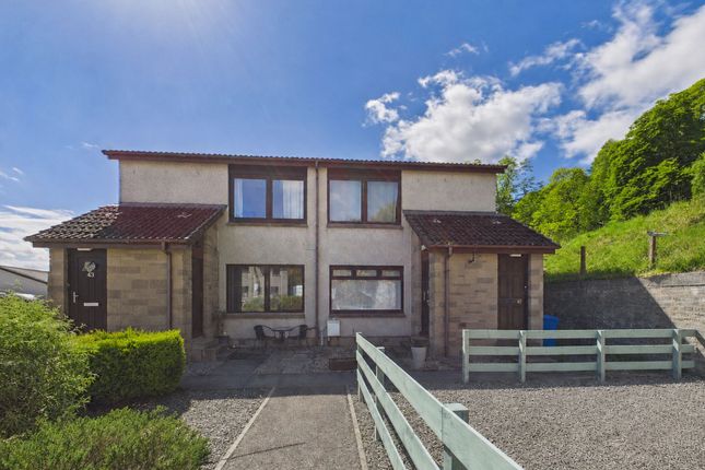 1 bed property, in Balnafettack Crescent, £120,000