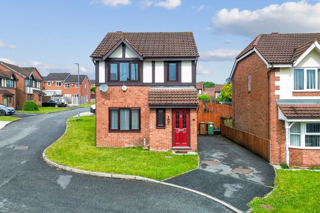3 bed property, in Lancashire Gardens, £225,000
