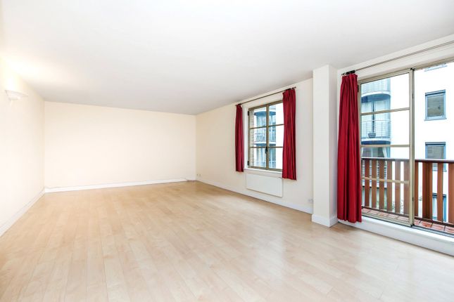 2 bed property, in The Circle, £740,000