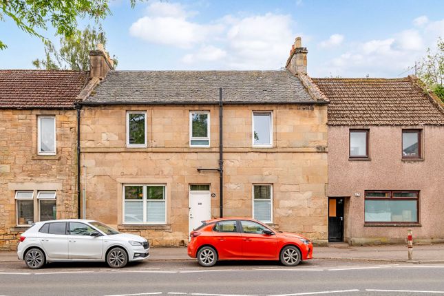 2 bed property, in West Port, £130,000