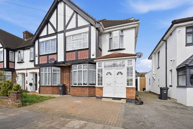 4 bed property, in Sandhurst Drive, £650,000