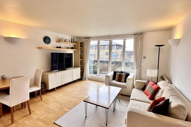 2 bed property, in Beech Court, £559,999