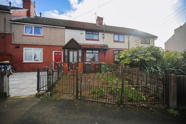 2 bed property, in Beech Hill Lane, £100,000