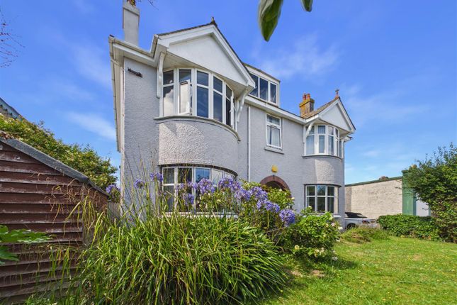 5 bed property, in Long Rock, £450,000