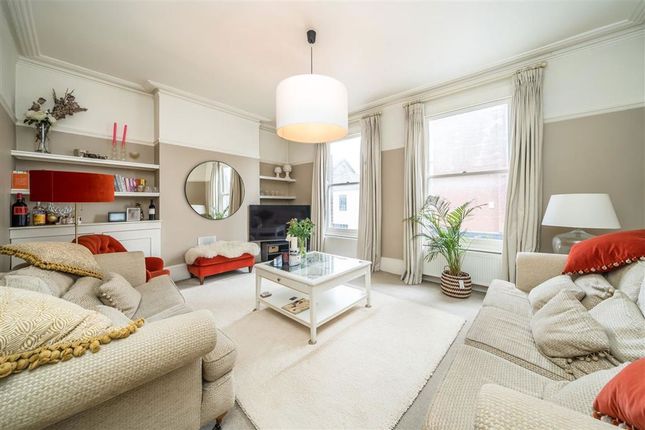 3 bed property, in Morrish Road, £575,000