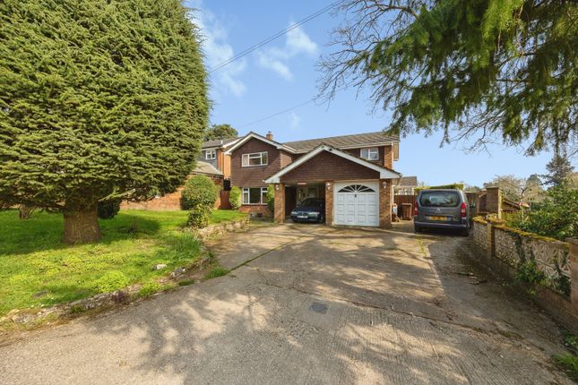 4 bed property, in Nelson Close, £800,000