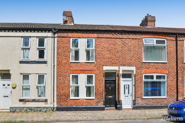 2 bed property, in Stanley Street, £120,000