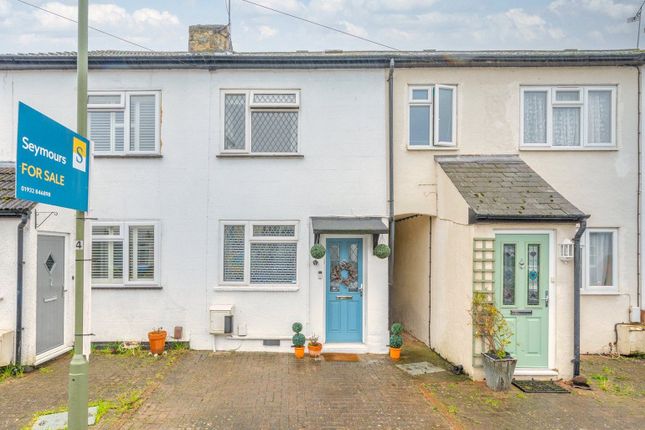 2 bed property, in Addlestone, £415,000